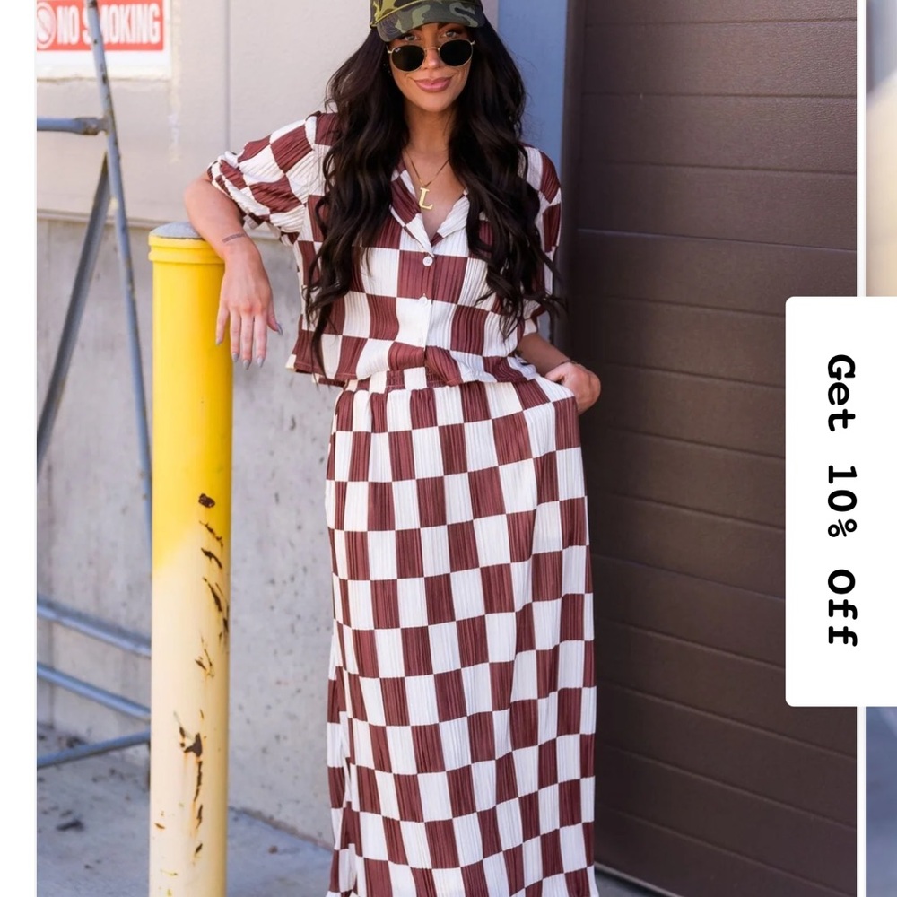 Dressed in Lala Ćest la Vie Plissé Skirt Set in mocha latte brown white